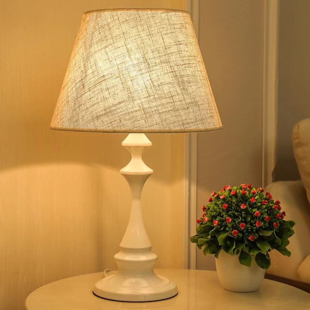 Retro lampa stołowa w stylu vi – Desk Lamp recenzja i cena