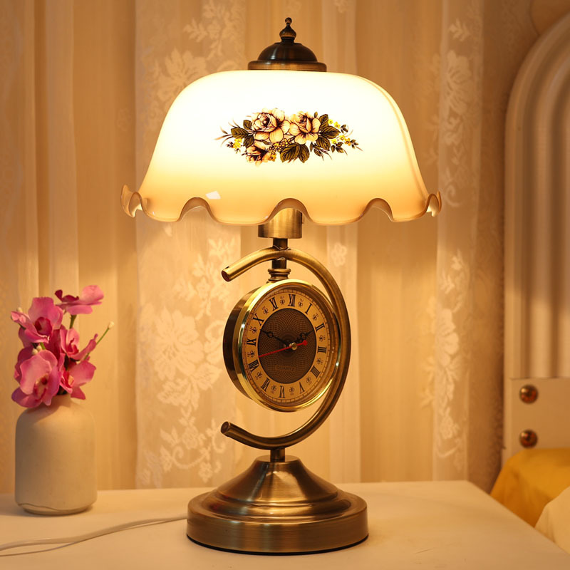 Lampa biurkowa w stylu średnio – Desk Lamp recenzja i cena